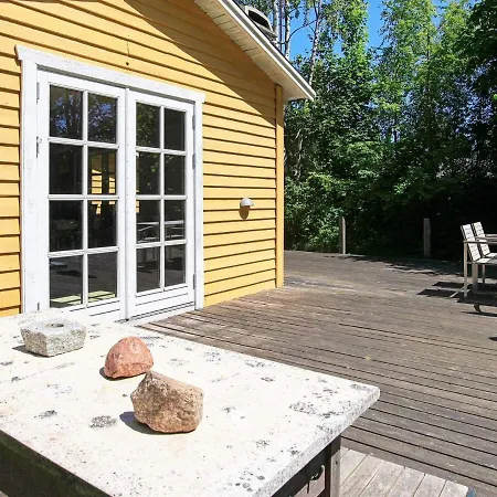 Two-bedroom Holiday In Vaeggerlose 31 *