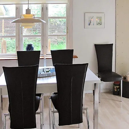 Two-bedroom Holiday In Vaeggerlose 31 펜션 *