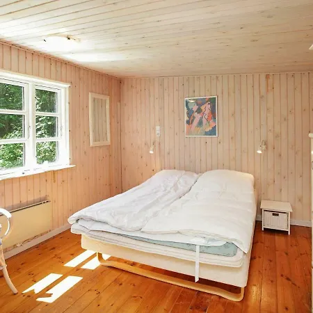 Two-bedroom Holiday In Vaeggerlose 31